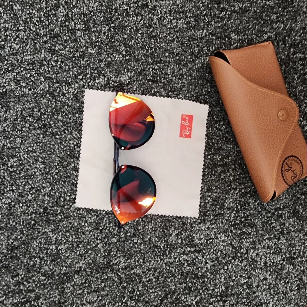 Ray-Ban Black and Blue Round Sunglasses